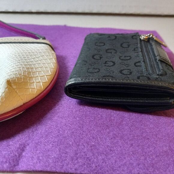 Guess Wristlet & Wallet Cottagecore Wedding Prom - Picture 13 of 14